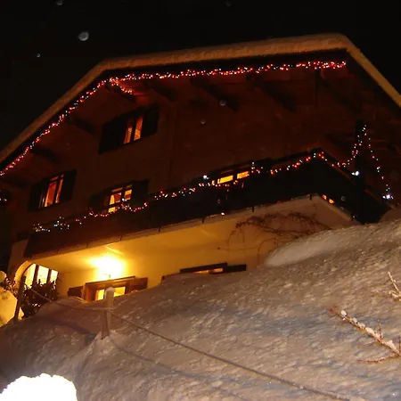 D'hotes La Trace Bed & Breakfast